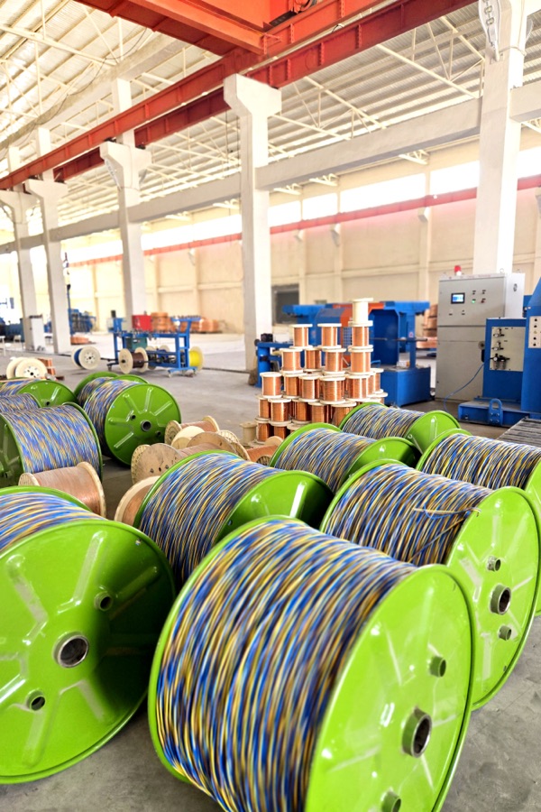 Photo from the Nesil Cabel production floor, 4